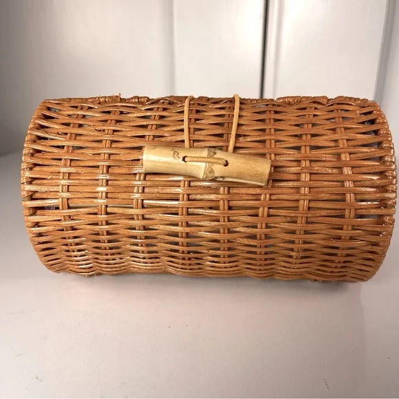 Lilly Pulitzer Rattan clutch lined in Boca Blue It's A Sailabration print - Picture 7 of 15